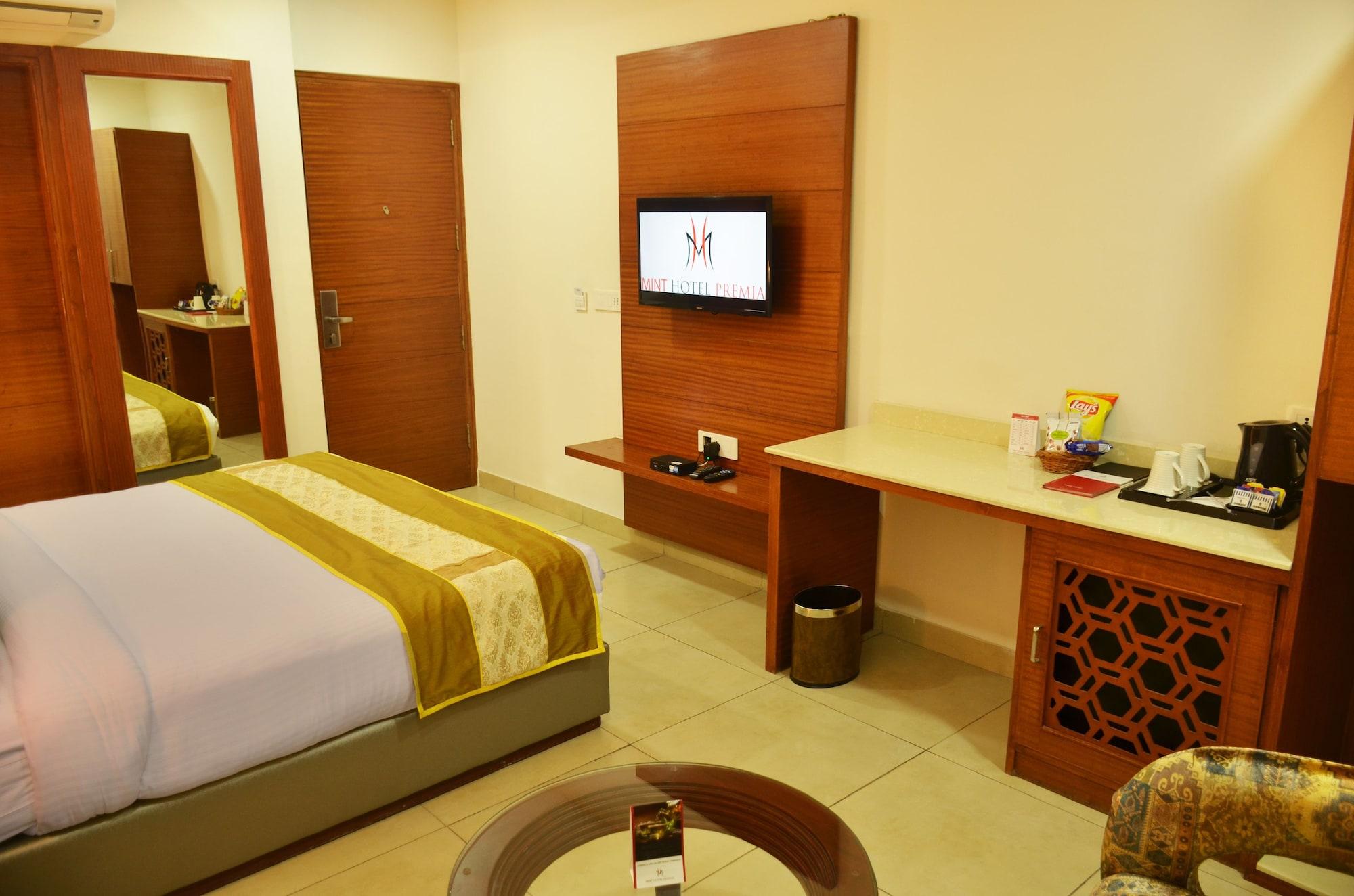 Mint Hotel Premia Chandigarh, Zirakpur Zewnętrze zdjęcie